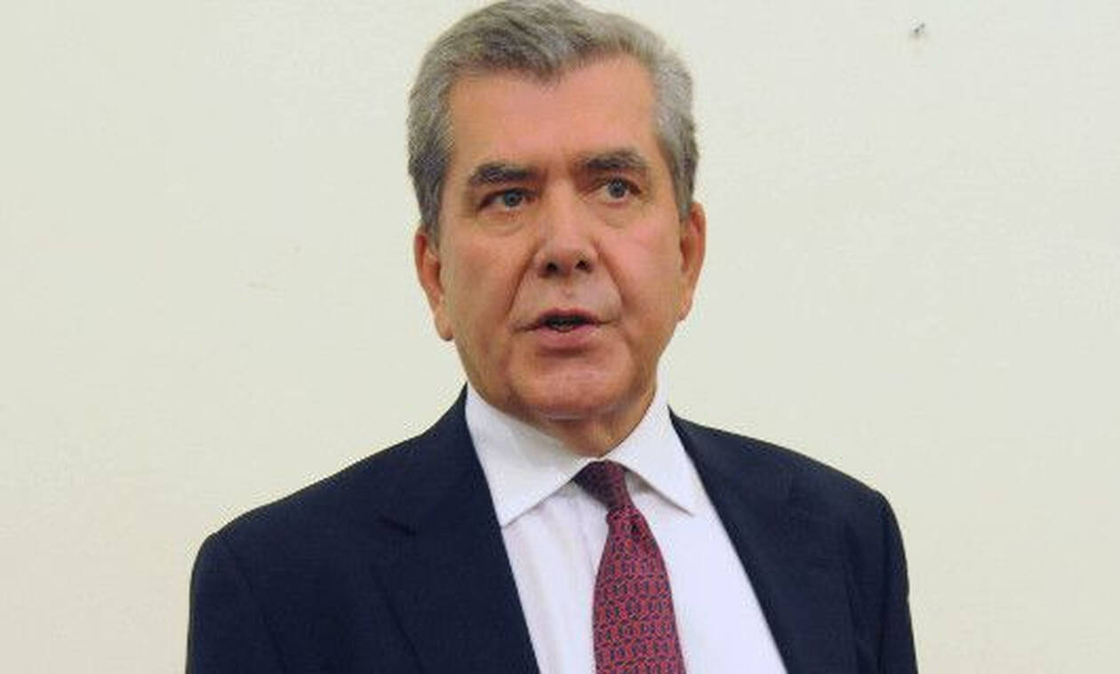Το κοινωνικό κράτος θα “λιώσει” από τους δασμούς Τράμπ, δηλώνει ο Αλέξης Μητρόπουλος